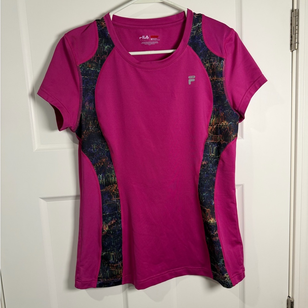 FILA Women’s Magenta Short Sleeve Performance Tee with Printed Panels‎